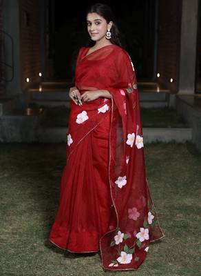 Maroon organza hand printed saree 4