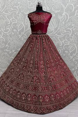 pink dori work velvet bridal lehenga set choli with dupatta with double dupatta 5