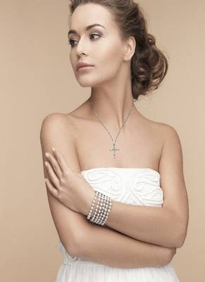 Silberry Silver Layered Cross Pendant with CZ 2