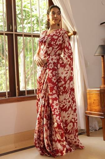 Red elegant  digital printed saree