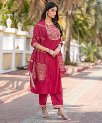Pink cotton blend embroidered kurta set with dupatta for women 2