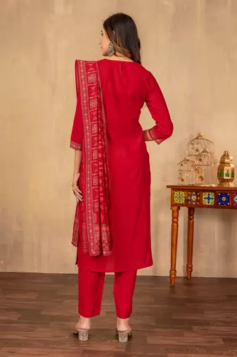 Red cotton printed kurta set with dupatta for women