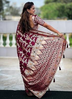 Maroon Viscose Dolla Silk blend Meenakari Weaving Saree 3