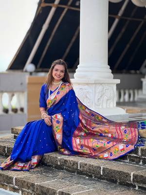 Navy Blue Meenakari Weaving art Paithani Silk Saree 2