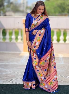 Navy Blue Meenakari Weaving art Paithani Silk Saree 4