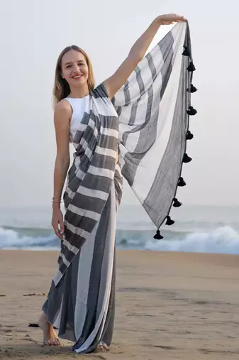  multicolor Abstract Stripe Print Muslin Cotton Saree