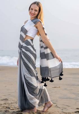  multicolor Abstract Stripe Print Muslin Cotton Saree 5