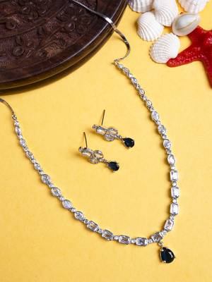 Blue ad sleek necklace set 1