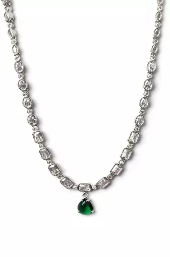 Green ad sleek necklace set