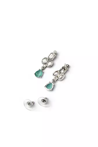 Turquoise ad sleek necklace set