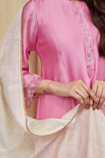 Pastel pink floral embroidered chanderi kurti