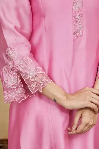 Pastel pink floral embroidered chanderi kurti