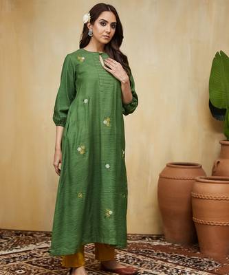 Green floral embroidered cotton kurti 1