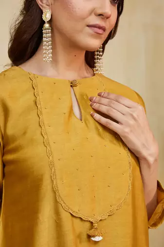 Mustard plain chanderi kurti with lace detail