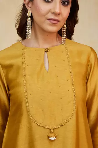 Mustard plain chanderi kurti with lace detail
