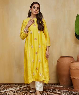 Pastel yellow floral embroidered chanderi kurti 1