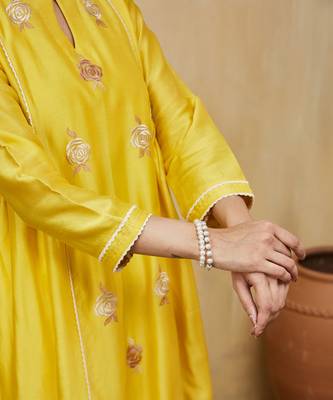 Pastel yellow floral embroidered chanderi kurti 3