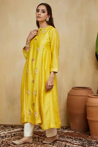 Pastel yellow floral embroidered chanderi kurti