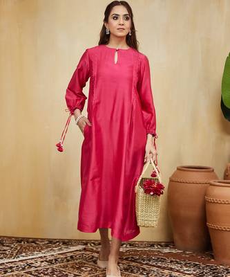 Pink plain chanderi kurti with lace edges 1
