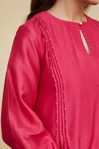 Pink plain chanderi kurti with lace edges