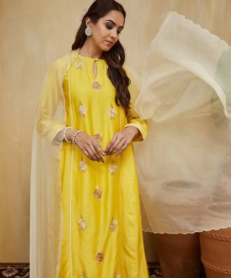 Pastel yellow floral embroidered chanderi Kurta set 1