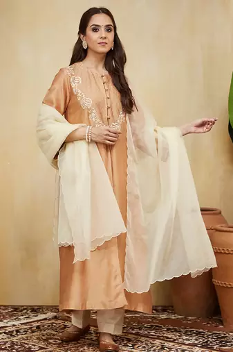 Peach floral embroidered chanderi kurta set