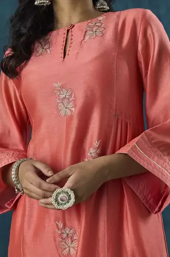 Peach floral embroidery chanderi kurta set
