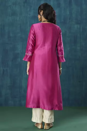 Magenta embroidered chanderi silk kurta set
