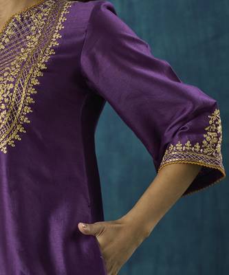 Purple embroidered chanderi silk kurta set 3