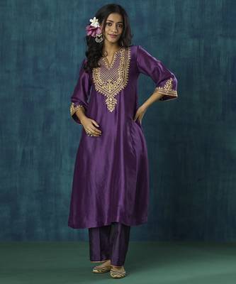 Purple embroidered chanderi silk kurta set 5
