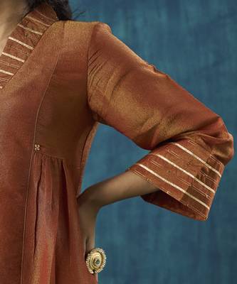 Rust plain tissue gota detail kurti 3