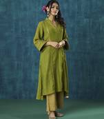 Green crinkle tissue jivika kurta