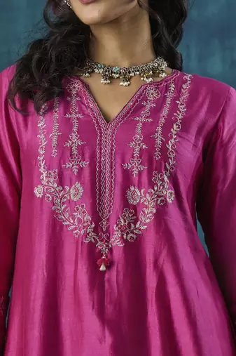 Magenta embroidered chanderi silk fabric kurti