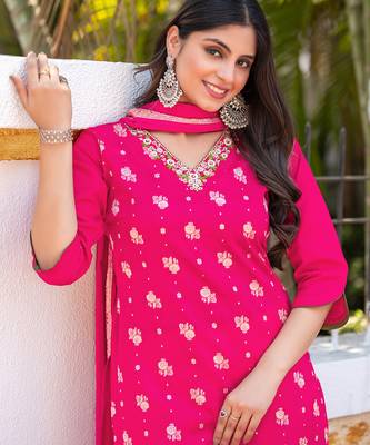 Women Cotton Jequrd Kurta With Trouser & Dupatta 4