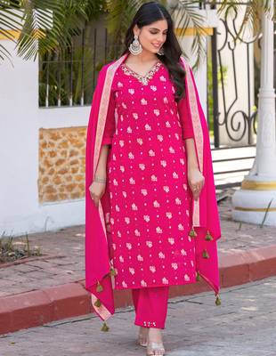Women Cotton Jequrd Kurta With Trouser & Dupatta 5