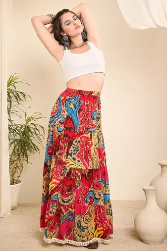 Abstract printed longline tiered skirt