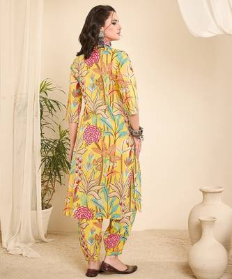 Yellow printed collared pathani kurta set 4