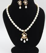 Real natural fresh water pearl necklace set with earings