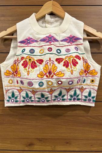 Offwhite Thread hand work and real mirror hand work sleeveless blouse