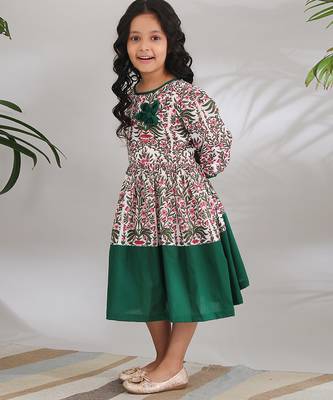 White cotton woven dress for girls 3