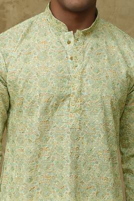 Green white green chikankari embroidered kurta set for men 2