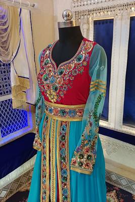 Pink and firozi wedding kaftan 3