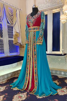 Pink and firozi wedding kaftan 5
