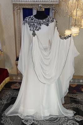 White dubai embroidery kaftan dress 2
