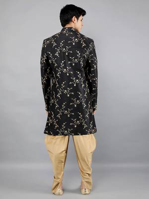 men's floral embroidered sherwani set 2