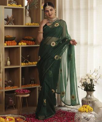 Green plain organza saree with sunflower embroidery 1