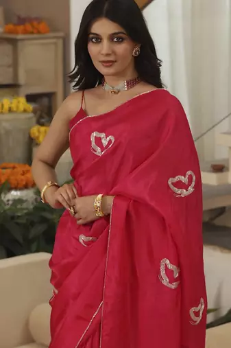 Pink plain silk blend saree with butterfly hand embroidery