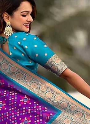 Purple silk blend saree with blouse 3