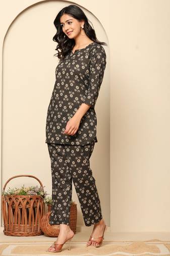 Black printed cotton coord set
