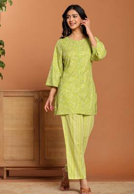 Green printed cotton coord set 3